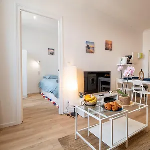  Apartment Private Independant Flat - Center - 2 Balconies