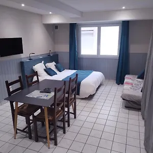  Apartment Latre Freres Location